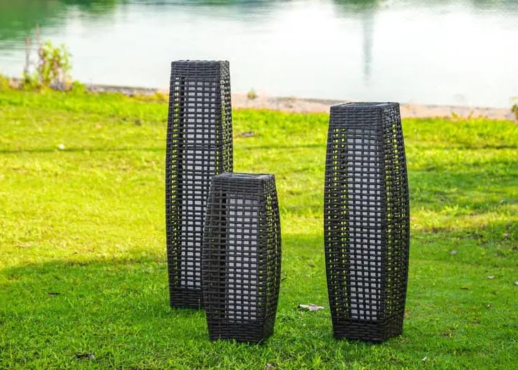 Solar Rattan Light의 특징은 무엇입니까?